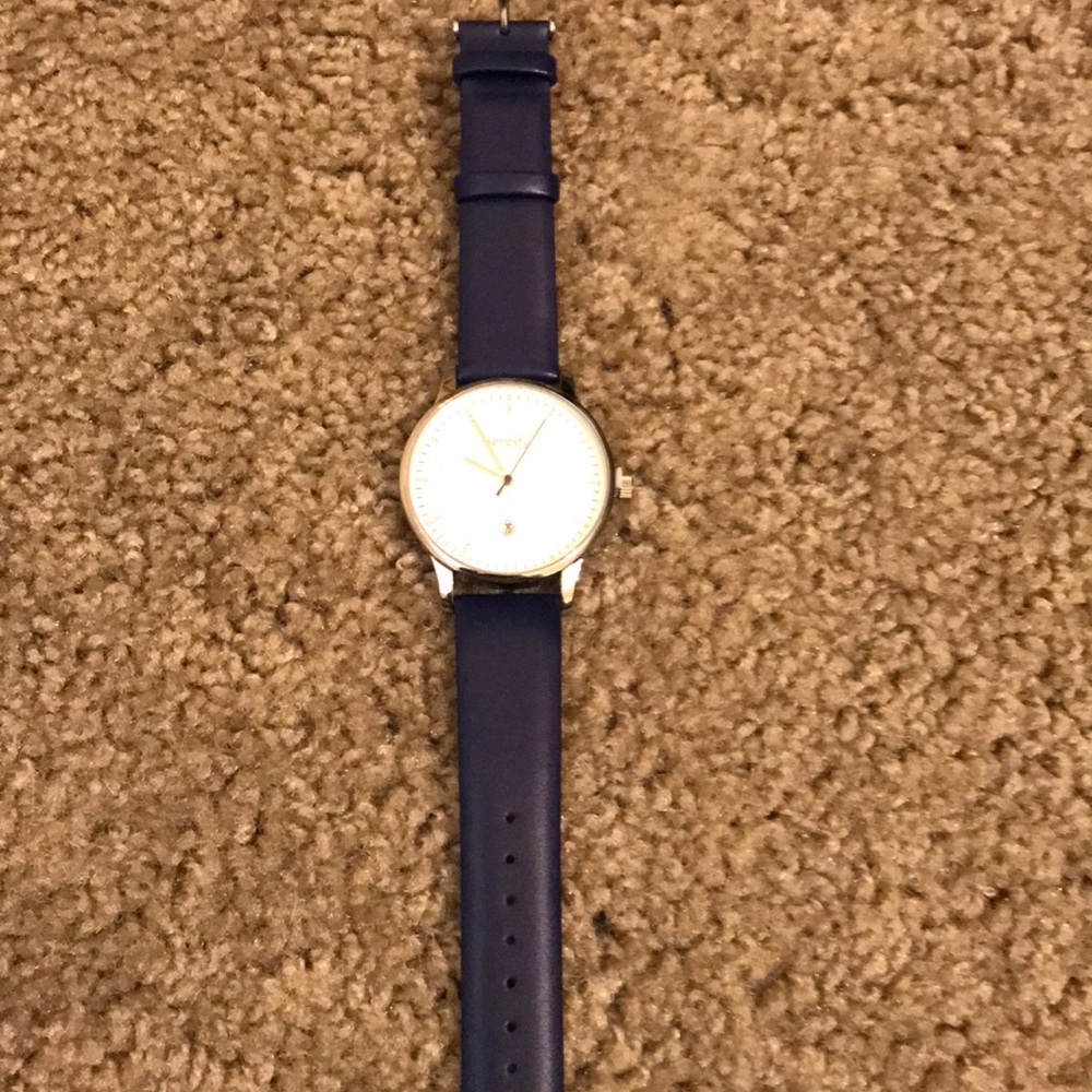 Simplify Wrist Watch - Picture 3 of 4